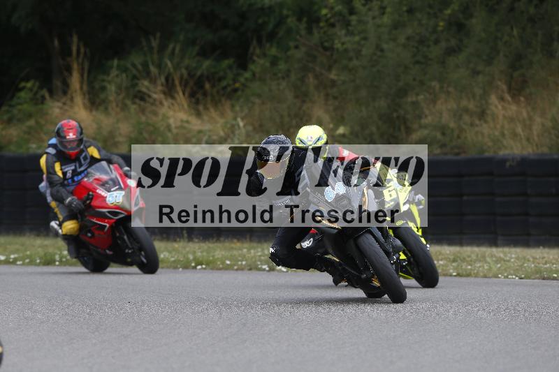 /30 23.06.2025 Get Faster Caremotion ADR/Rider Academy gruen/64
